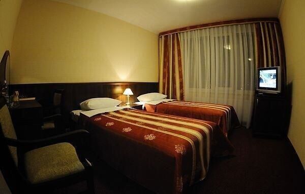 Hotel Mir Rivne Kültér fotó